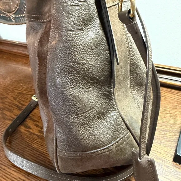 Louis Vuitton Empreinte Suede Audacieuse PM Ombré - Picture 5 of 11